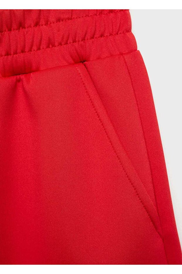 Kontrast uçlu düz kesim şort - 5