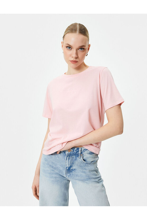Embroidery Detailed Crew Neck T-Shirt Short Sleeve Cotton