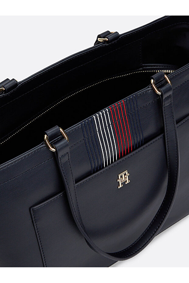 TH DISTINCT TOTE CORP - 4