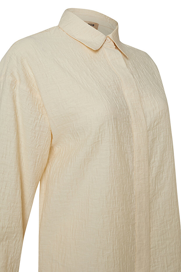 Bluză din material texturat - 2