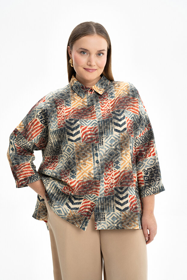 بلوزة بنمط قطع غير متماثل - 1