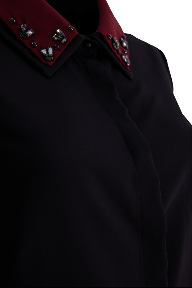 Yakası İşlemeli Bluz - 2