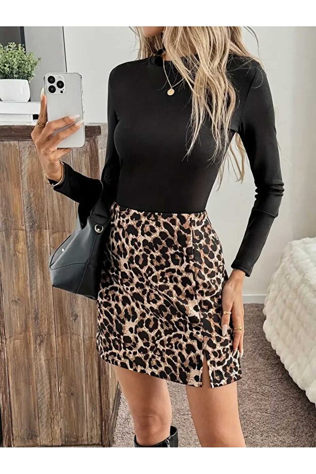 Polenista Leopard Patterned Lycra Short Skirt with Slit Detail