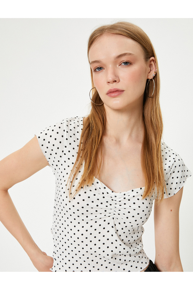 V-Neck T-Shirt Polka Dot Shirred Short Sleeve