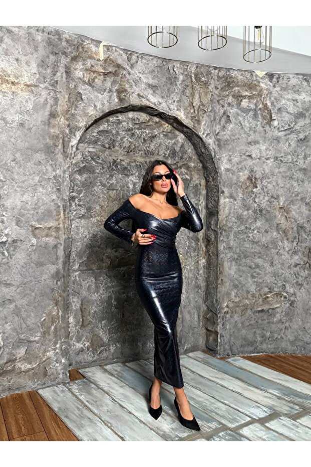 Kadın Omzu Açık Dekolteli Uzun Kol Varak Kumaş Maxi Elbise - 1