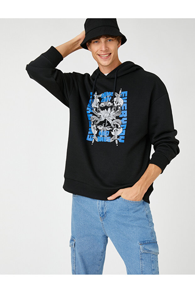 Hooded Oversize Sweatshirt Raised Skull Printed