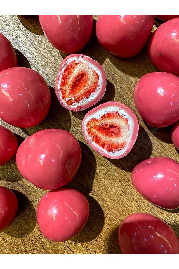 Bolçi Ruby Çikolata Kaplı Dondurulmuş Çilek Draje Net 200g - 2