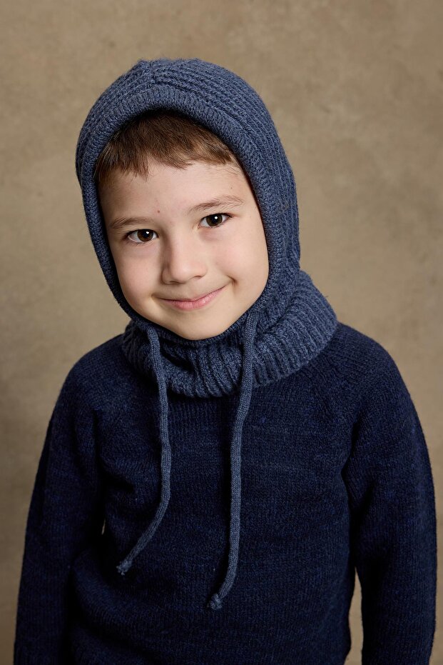 Stringed Children's Snow Beanie Indigo