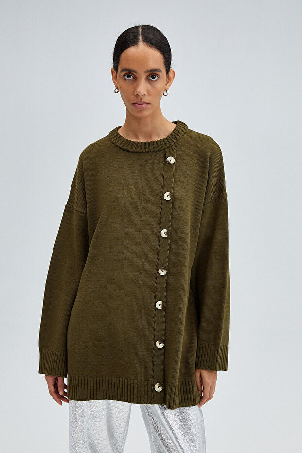 Strickpullover mit Knopfdetail - 1