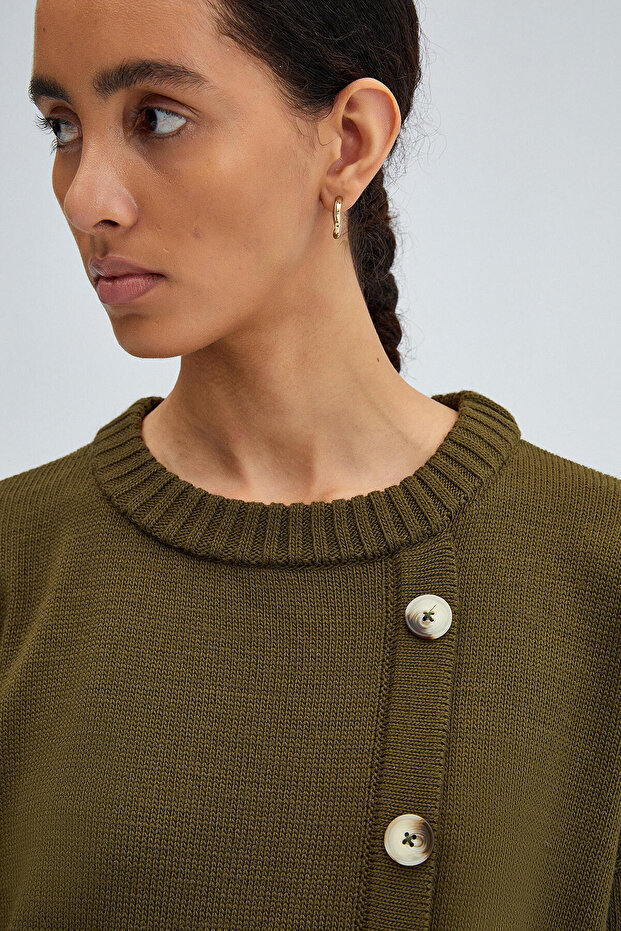 Strickpullover mit Knopfdetail - 2