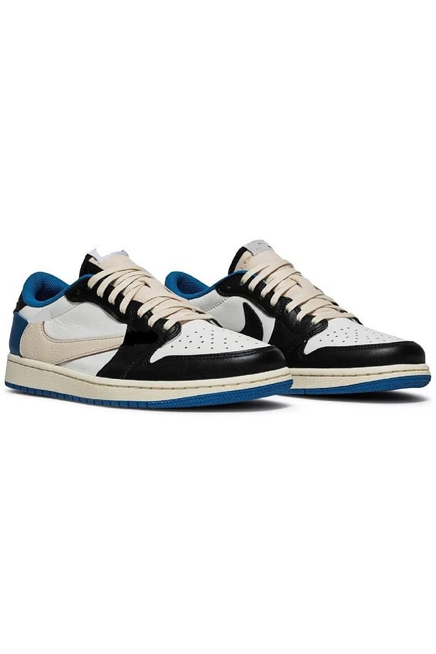 AJ Travıs Scott x Fragment Design - 1