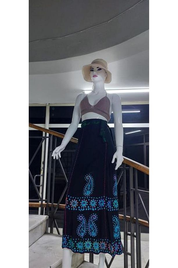Hint Batik Çiçek Desenli Ve Işlemeli Uzun Hint Anvelop Etek - 3
