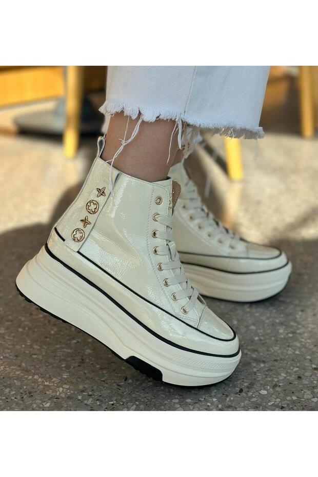 24K336 Women's High Sole Fashion Sports Boots