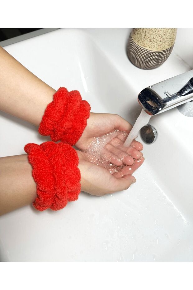 2 Pack Towel Wristband 100% Cotton Water Absorbent Makeup Face Skin Care Armband Sportsman Spa Set Red