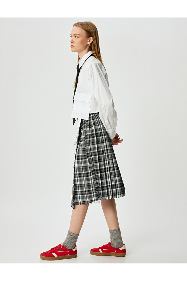 Women's Grey Pleated Skirt
