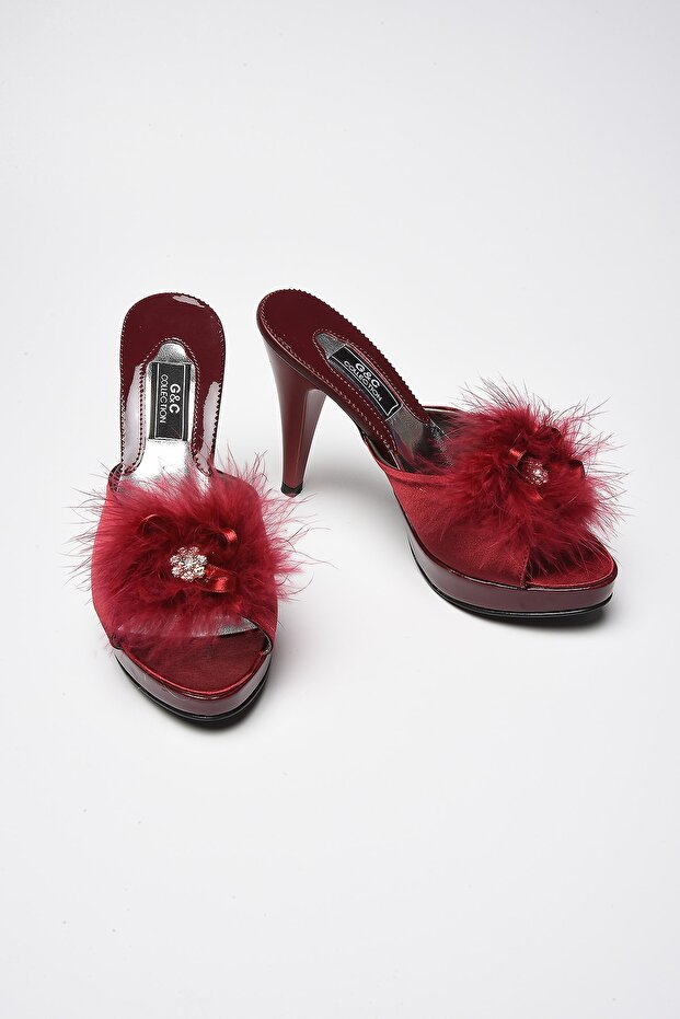 Women's Burgundy Furry Slippers 145b