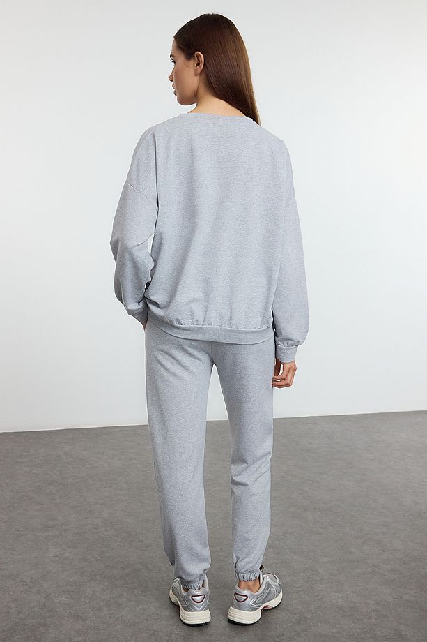 Gri Melanj 2 İplik Bisiklet Yaka Basic Jogger Örme Eşofman Takımı TWOAW25EM00017 - 5
