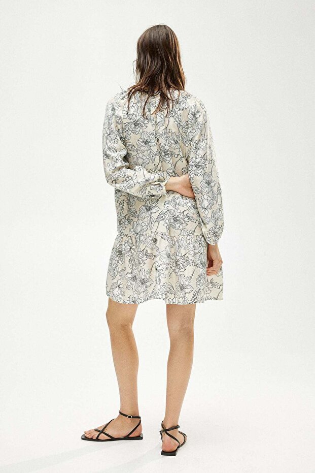 Bağcık detaylı elbise - 2