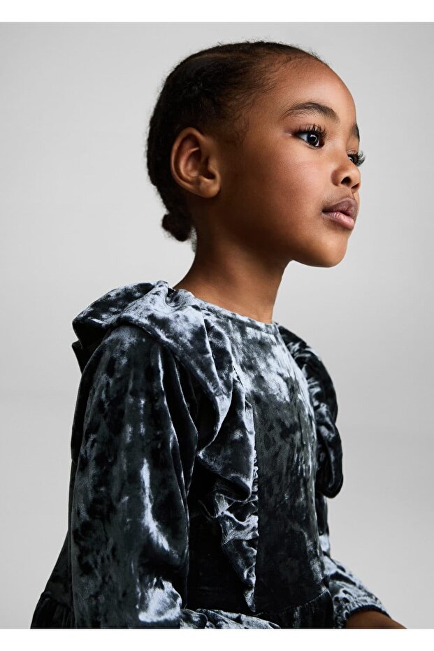 Samtkleid mit Rüschen - 6