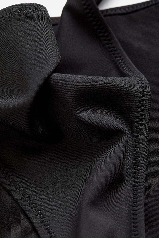 قاع البكيني - 2