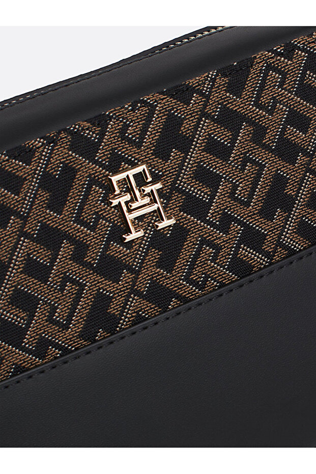 TH JACQUARD CAMERA BAG - 3