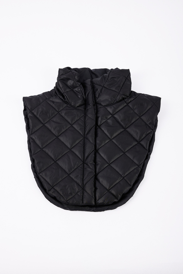 24008 Quilted Patterned Collar - 1