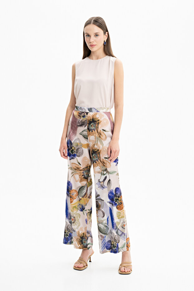 بنطلون منقوش بخصر خلفي مطاطي - 1