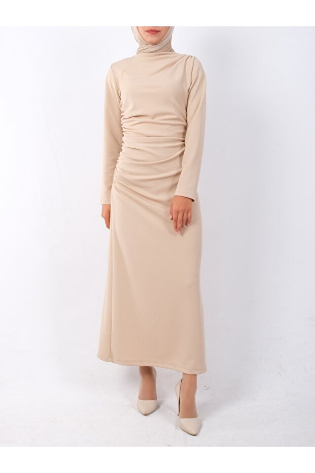 Kayık Yaka Yandan Drapeli Örme Krep Elbise -Bej - 3