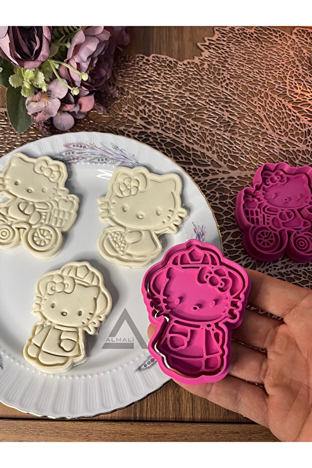 Hello Kitty Kurabiye Kalıbı Set-2 (3'LÜ) - 6