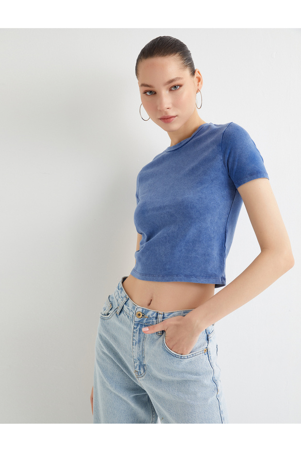 Crop T-Shirt Pale Effect Short Sleeve Crew Neck Slim Fit Cotton