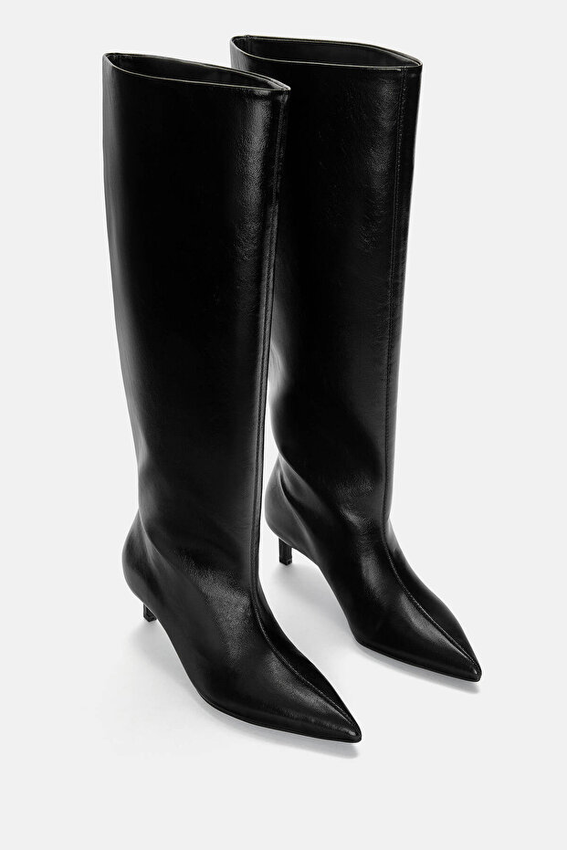 Sivri burunlu ve topuklu çizme - 2
