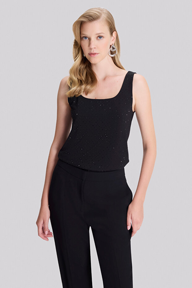 Kare Yaka Taş Detaylı Örme Bluz - 3