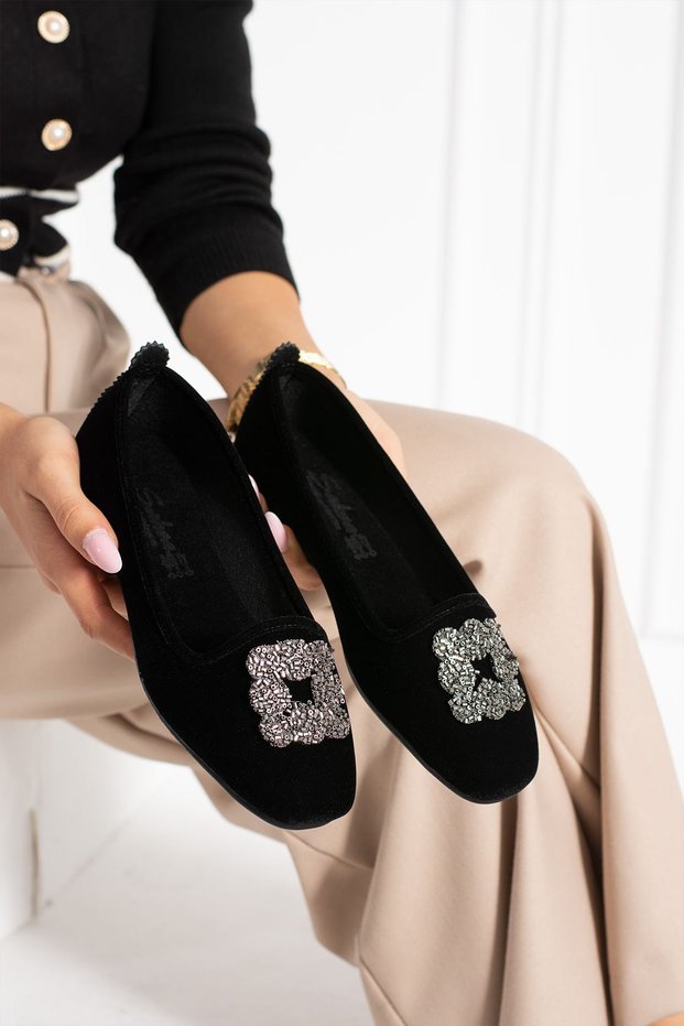 Raven Black Square Stone Embroidery Detailed Ballerinas