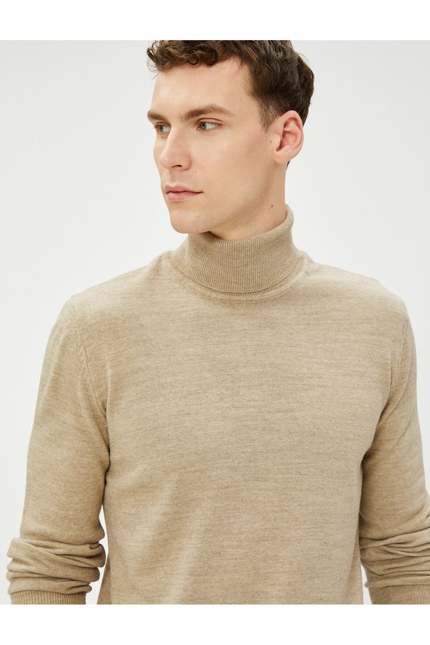 Acrylic Knitwear Sweater Turtleneck