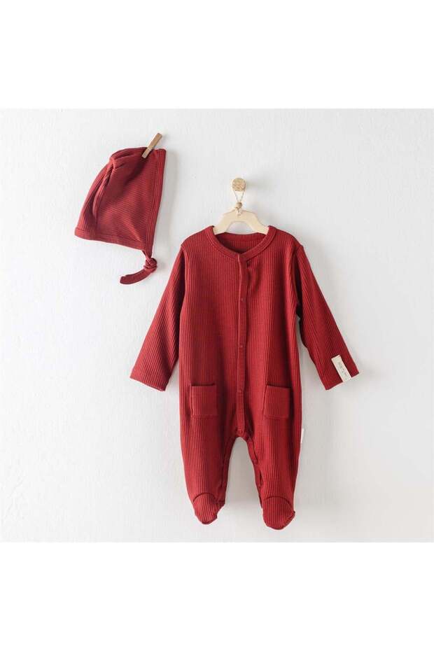 Baby Jumpsuit Set with Hat and Button Detail