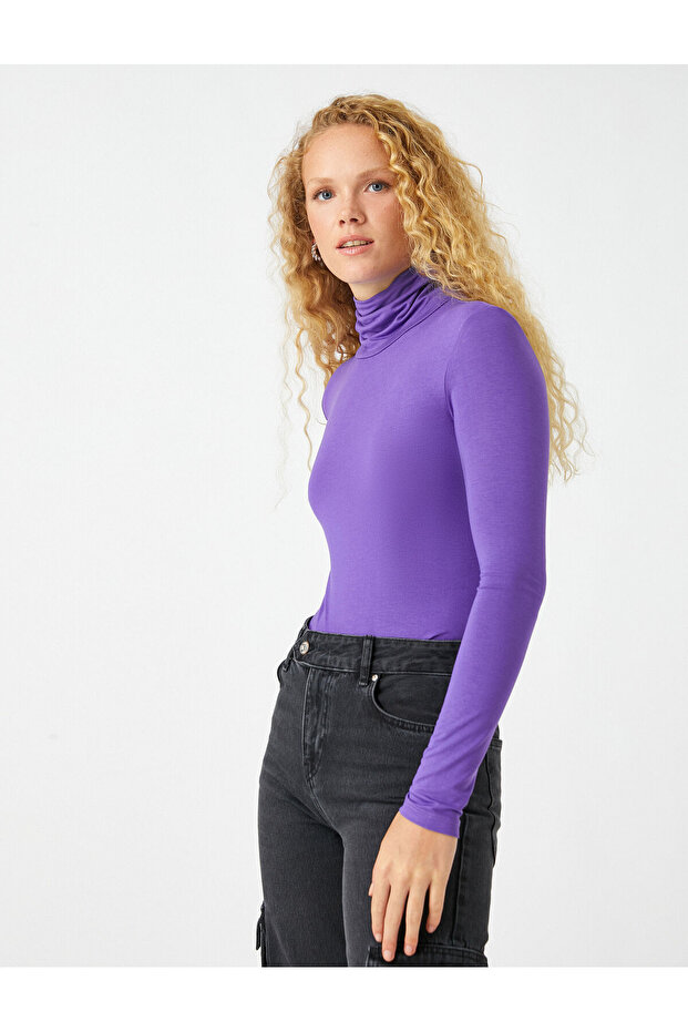 Turtleneck T-Shirt Long Sleeve