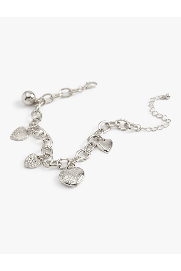 Chain Bracelet with Heart Detail