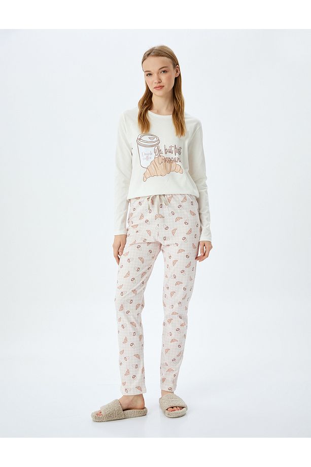 Pamuklu Grafik Baskılı Pijama Takımı - 1