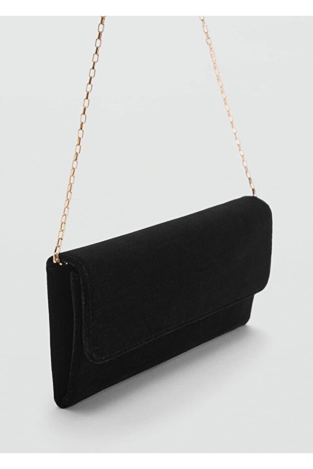 Chain bag with cover