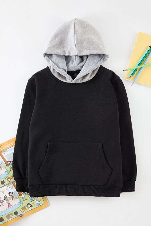 Siyah Kapüşonlu Erkek Çocuk Sırt Baskılı Örme Sweatshirt TKDAW25SW00125 - 3