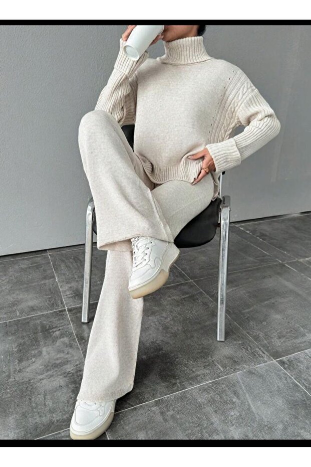 Turtleneck Knitted Pattern Women's Knitwear Set