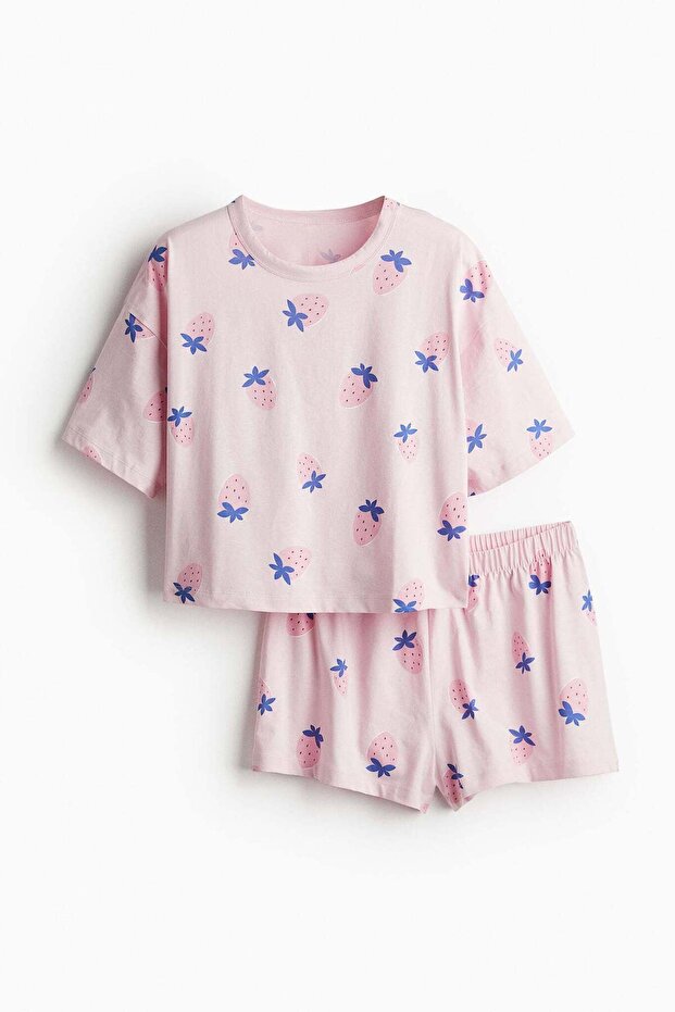 Pyjama T-shirt and shorts