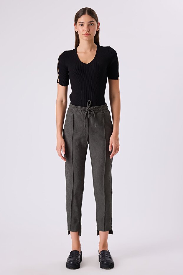 Bağcıklı pantolon - 1