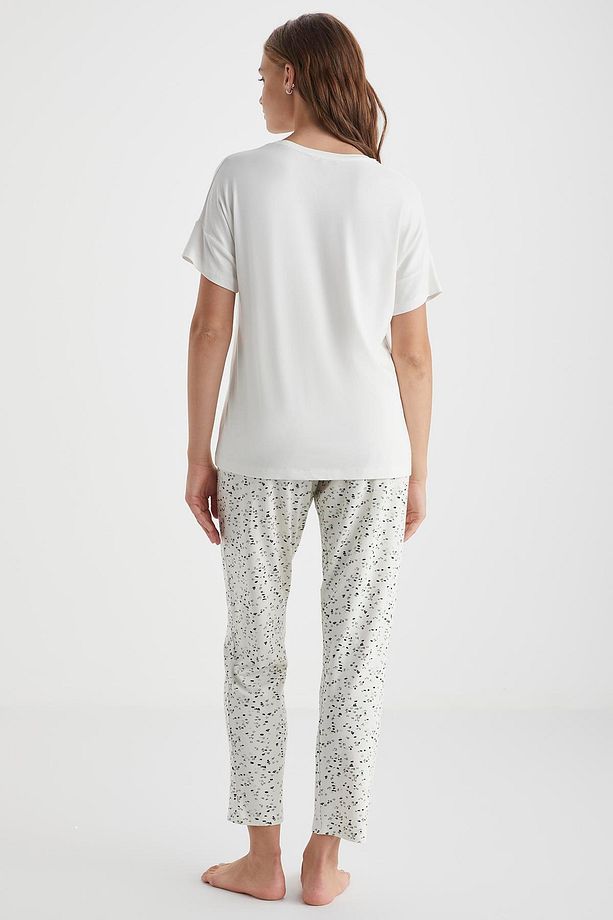 Yumuşak dokulu pijama takmı - 4