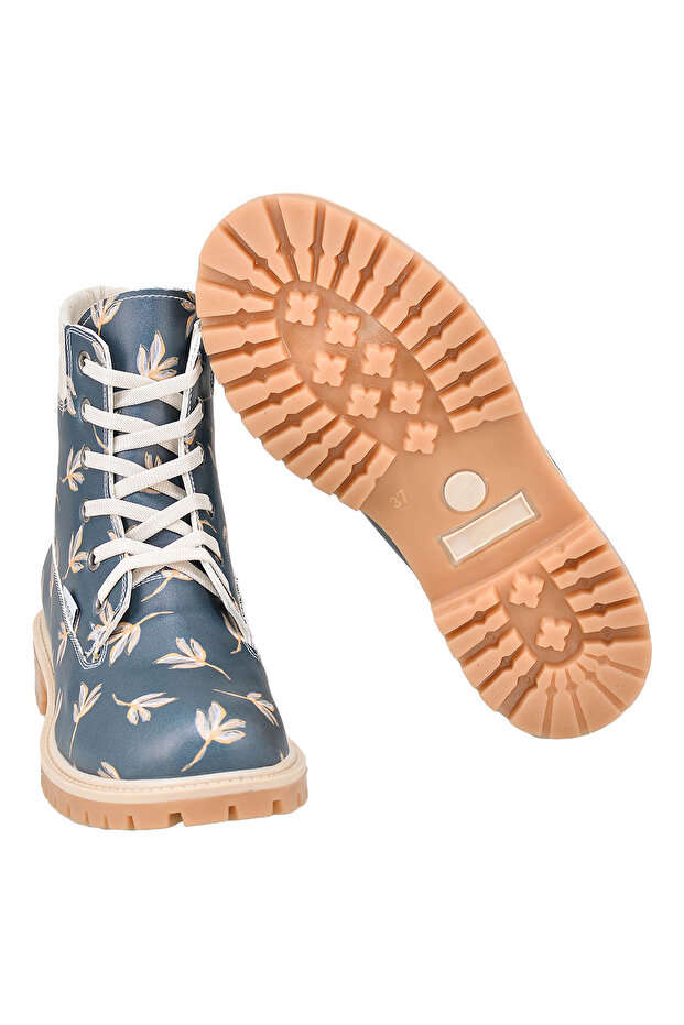 Renkli Kadın Bot - 4