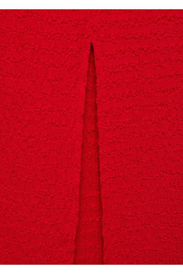 Uzun omuzu açık elbise - 7