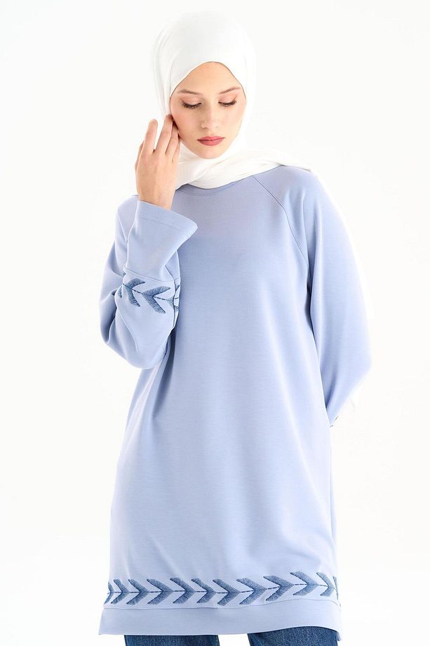 Nakış Detaylı Örme Tunik - Mavi - 3
