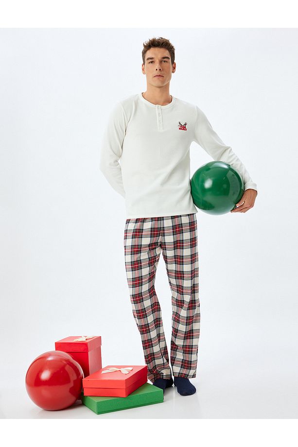 Yılbaşı Temalı İşlemeli Bol Kalıp Bisiklet Yaka Örme Pijama Üstü - 2