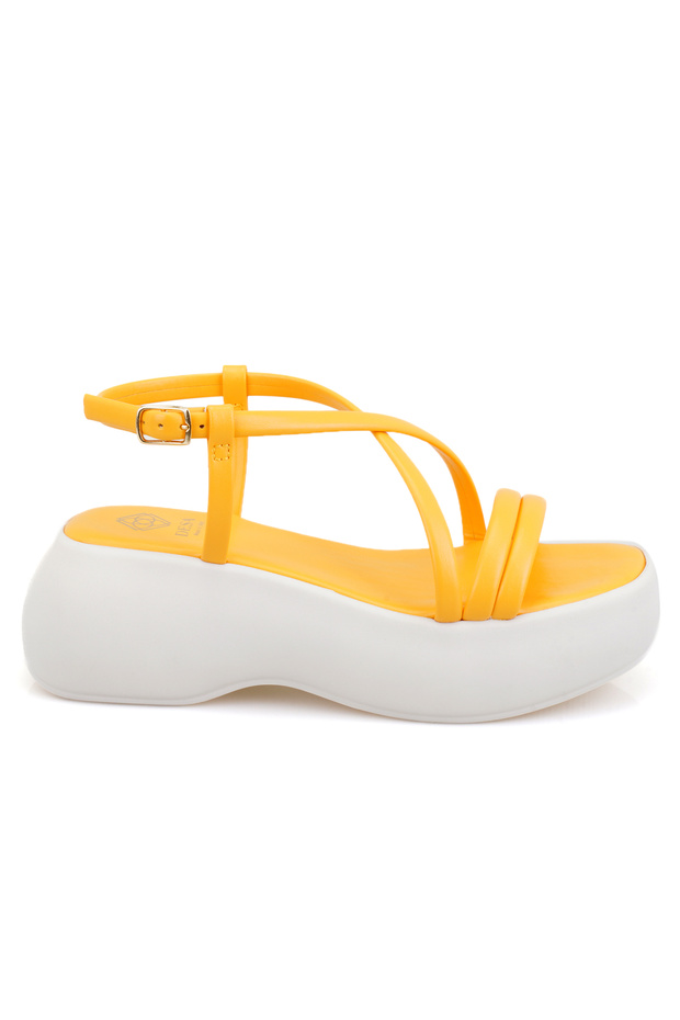 Kadın Sarı Dolgu Tabanlı Sandalet - 2