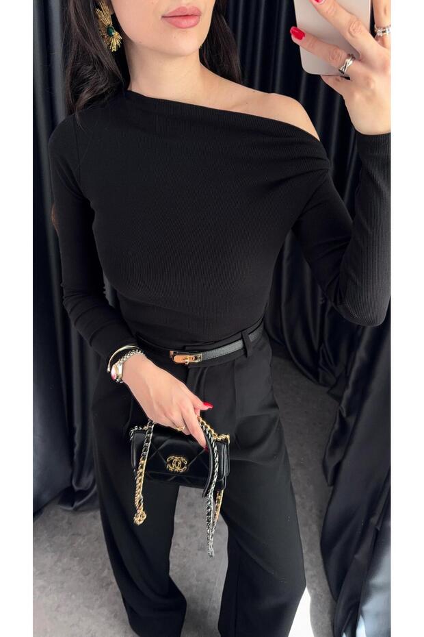 بلوزة سوداء برباط على الكتف - 4